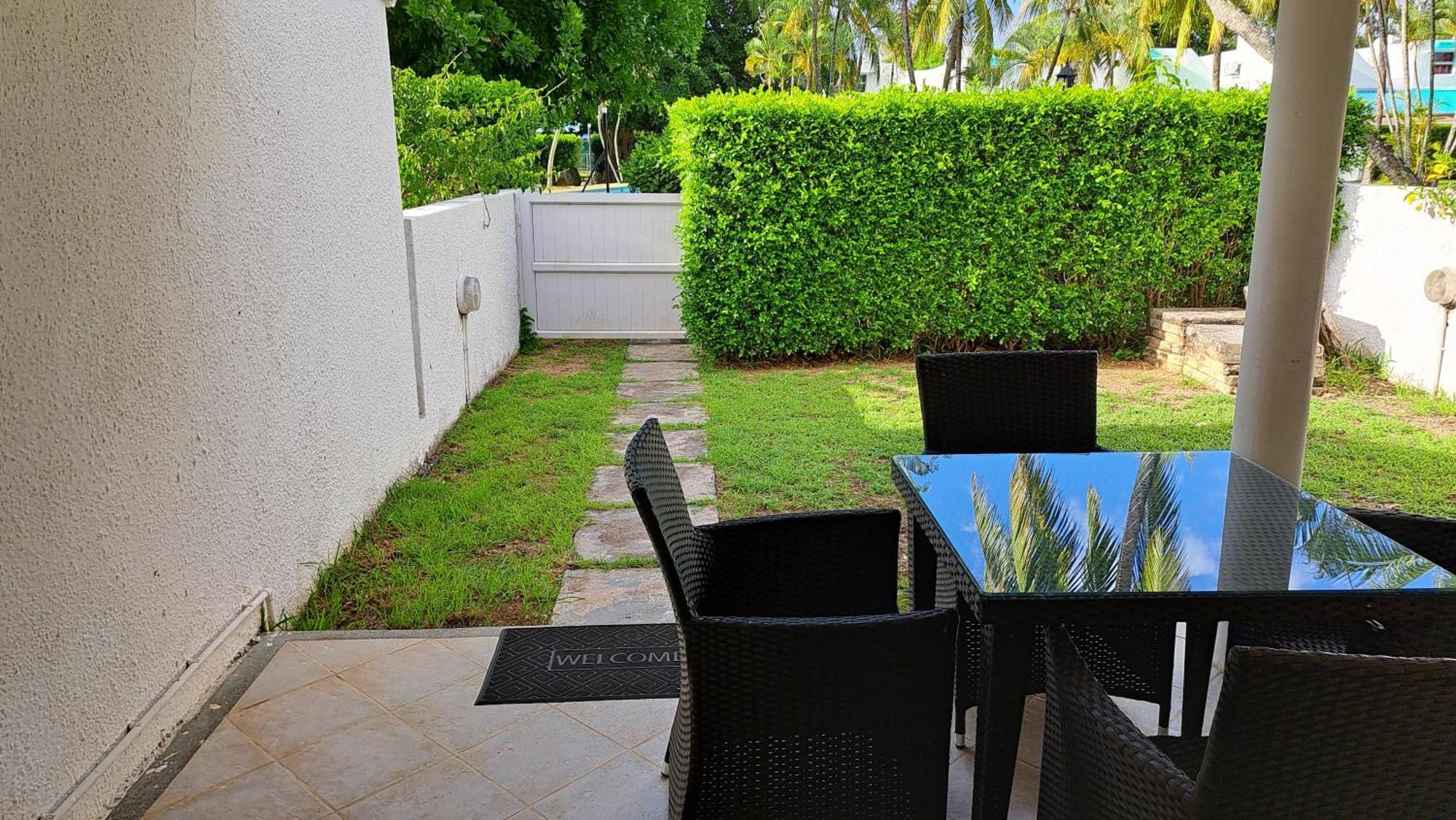 Peaceful And Private Villa Grand Bay Εξωτερικό φωτογραφία