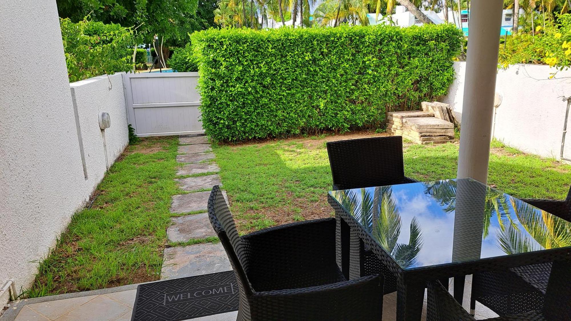 Peaceful And Private Villa Grand Bay Εξωτερικό φωτογραφία