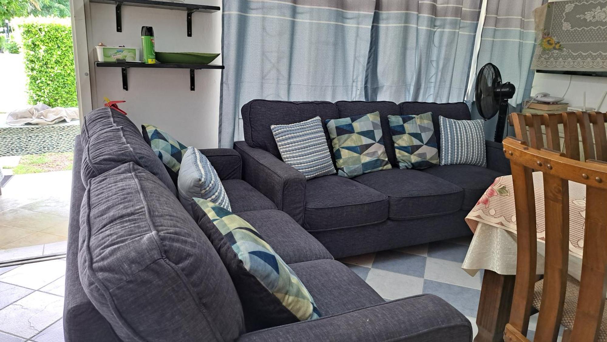 Peaceful And Private Villa Grand Bay Εξωτερικό φωτογραφία