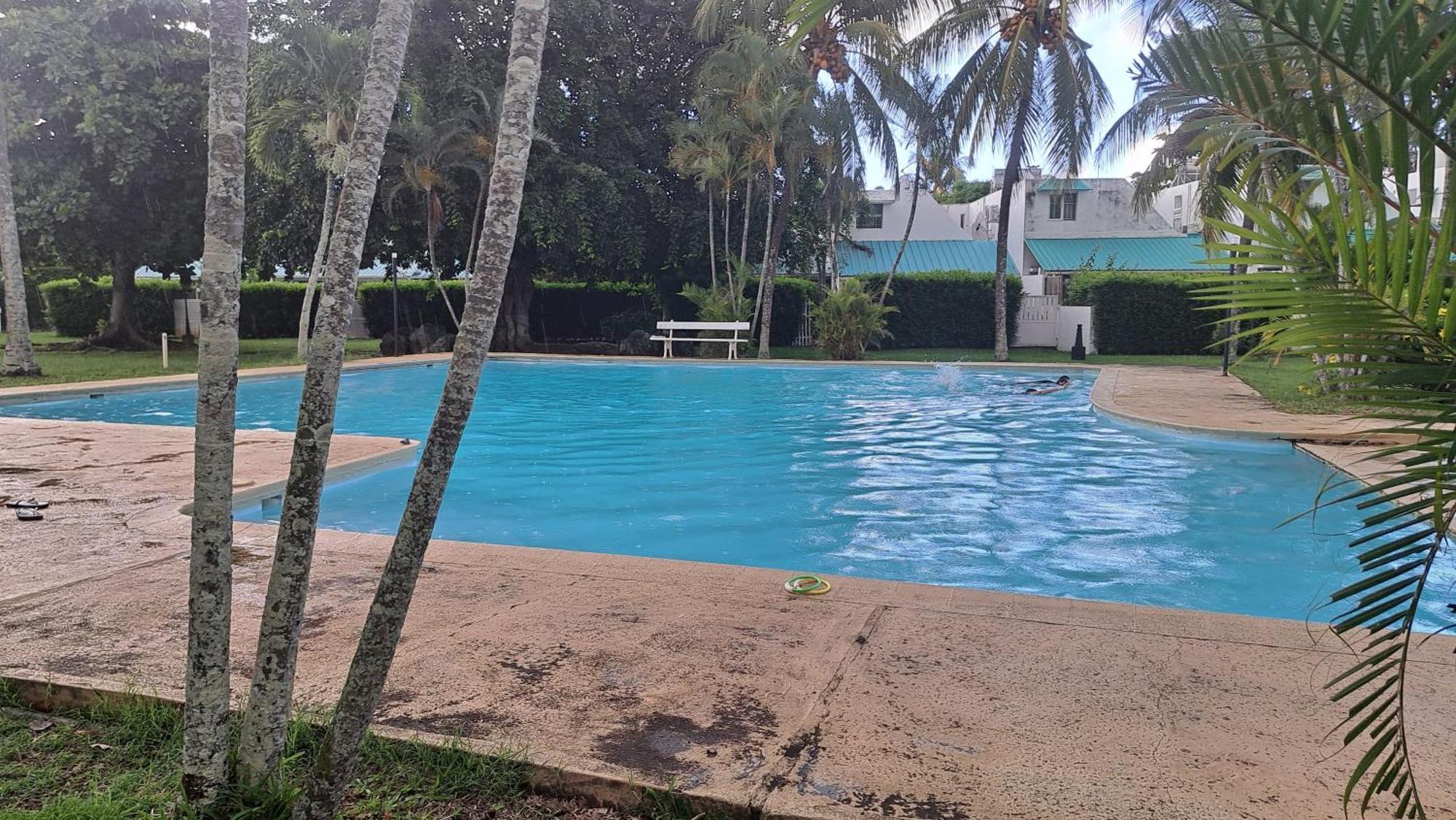 Peaceful And Private Villa Grand Bay Εξωτερικό φωτογραφία